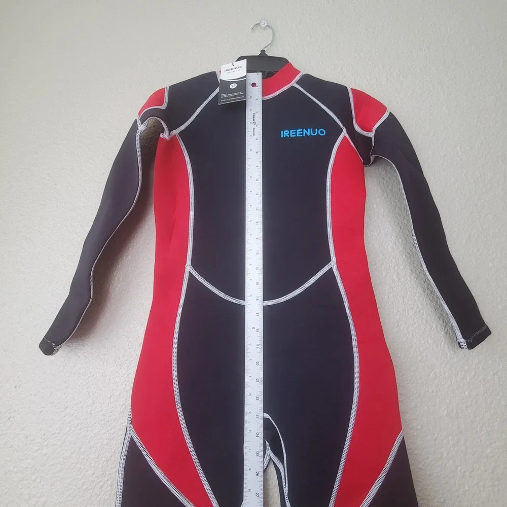 NWT Ireenuo Boys One-Piece Wetsuit Long Sleeve‎ Back Zip Black Red  Size 14